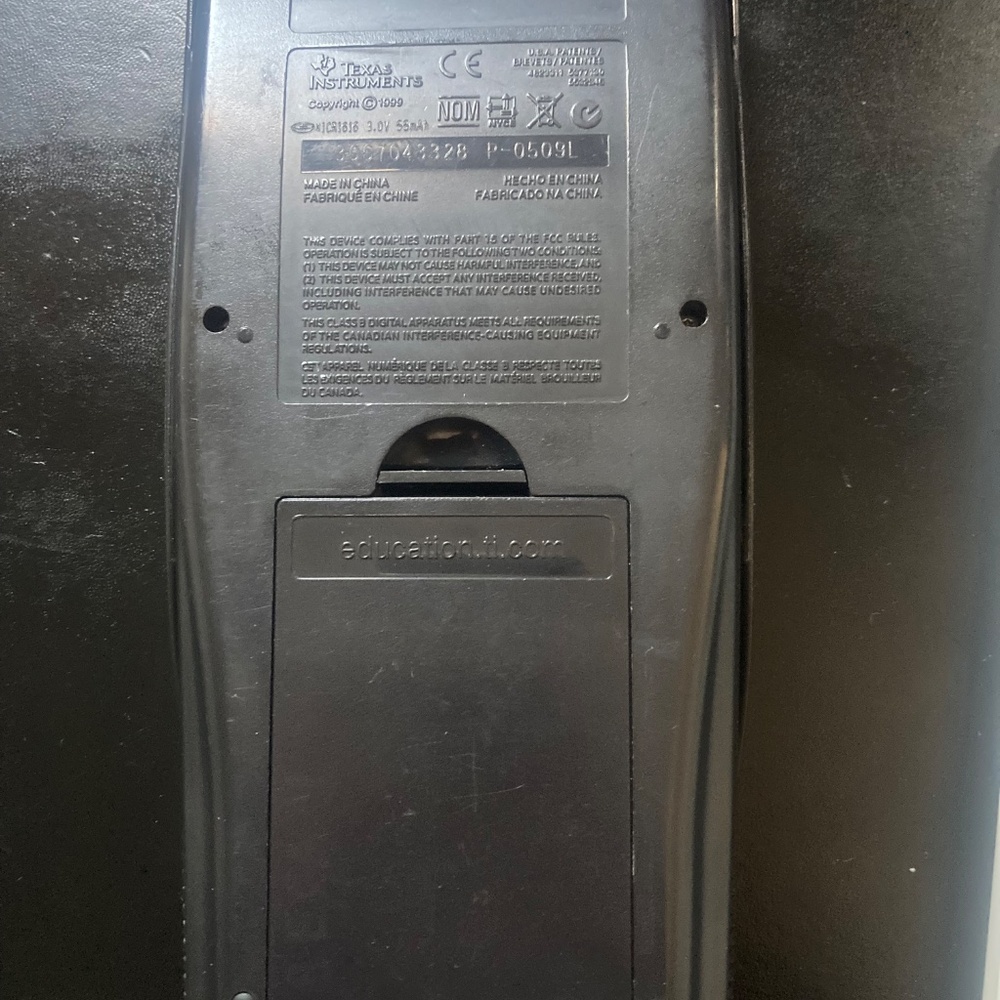 Texas Instruments TI-83 Plus - Picture 3 of 3